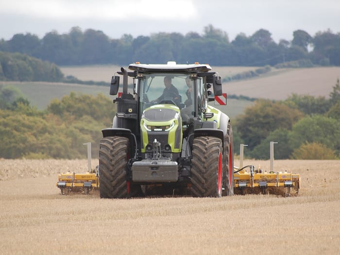 6m CCT toolbar tractor field UK agriculture