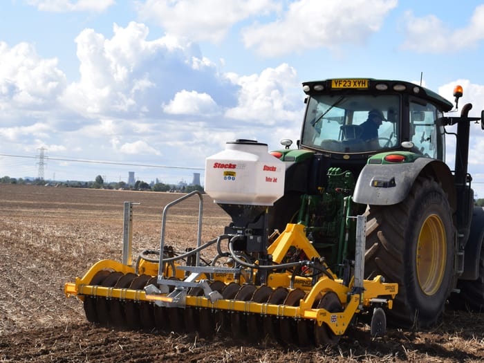 3m Grass Land Loosener full machine view