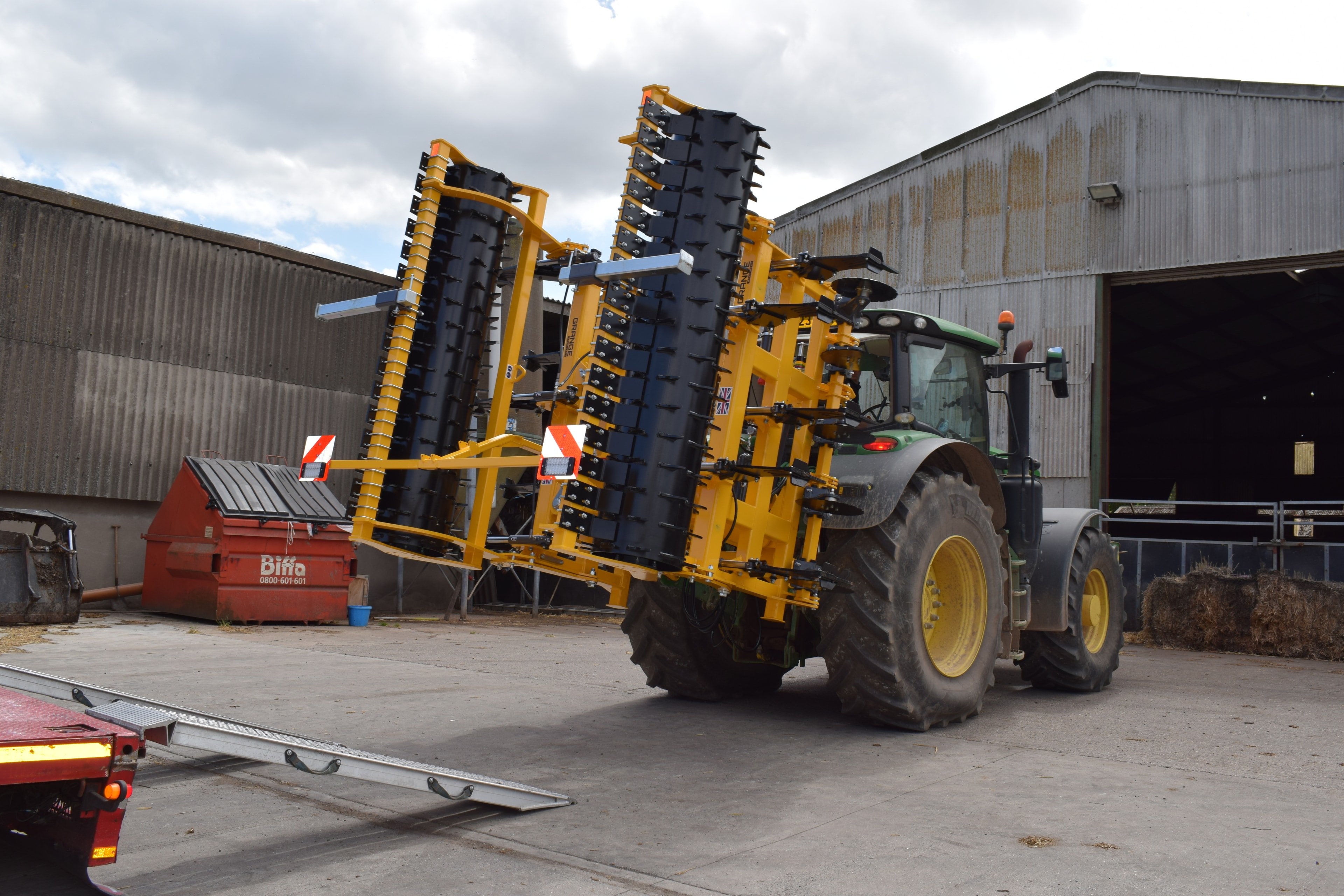 Central Hydraulic Folding Frame