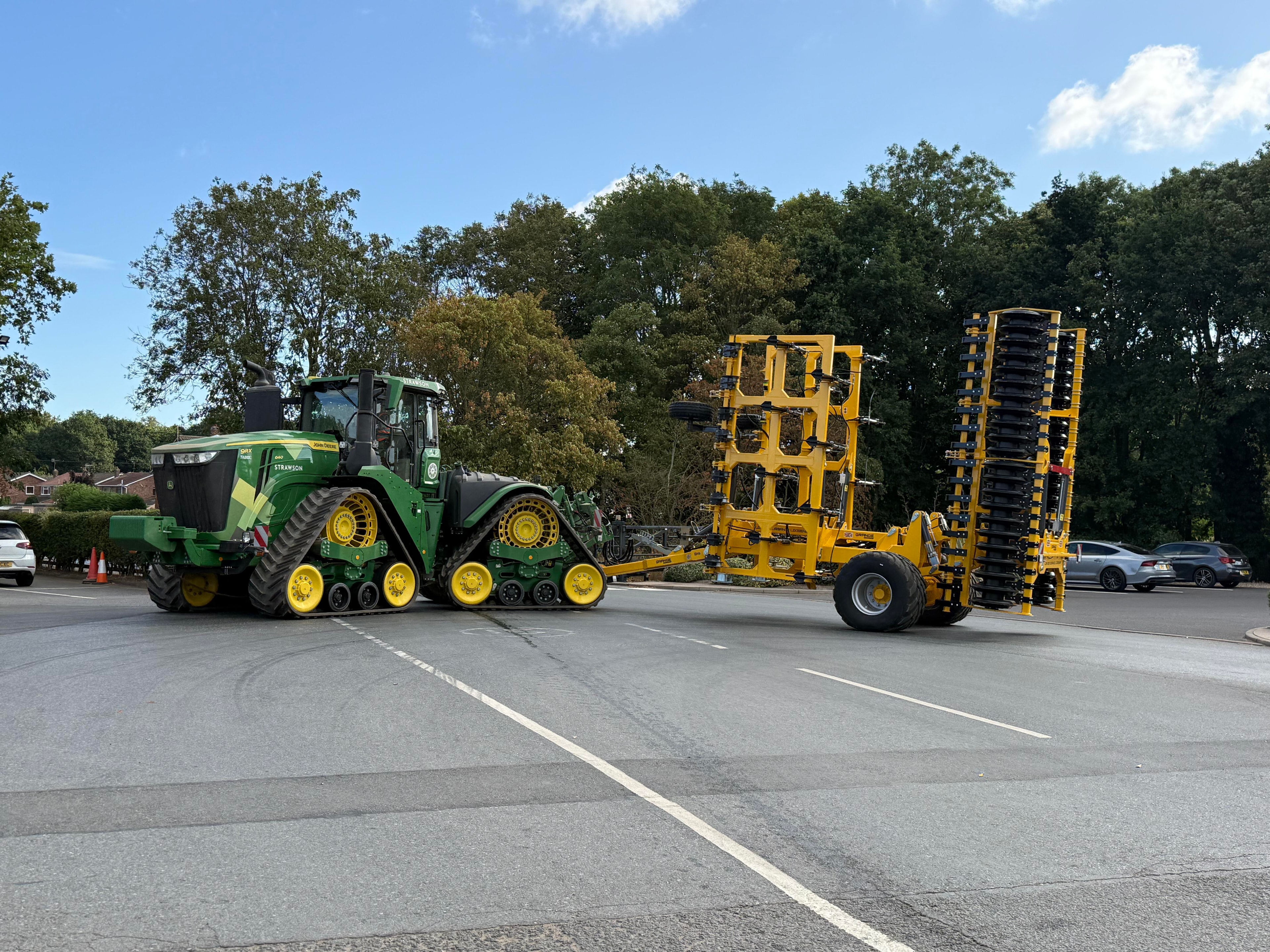 Hydraulic Folding for Transport