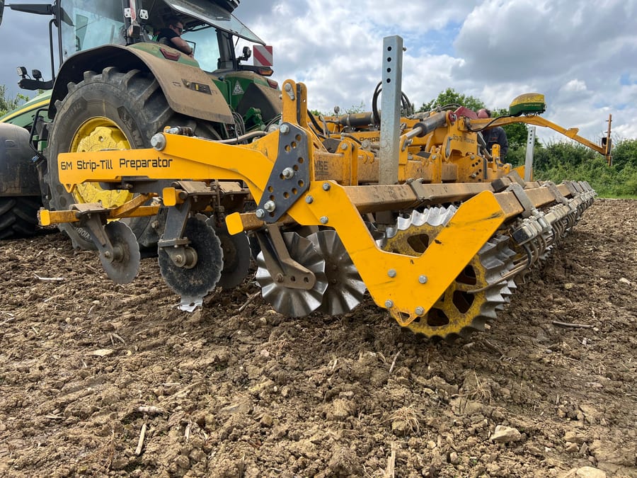 Strip-Till Preparator packer roller finishing