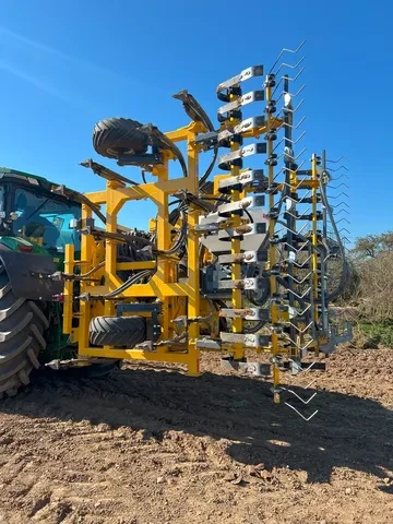 Grange Levelling Spring Tine Paddle (240x100x8)