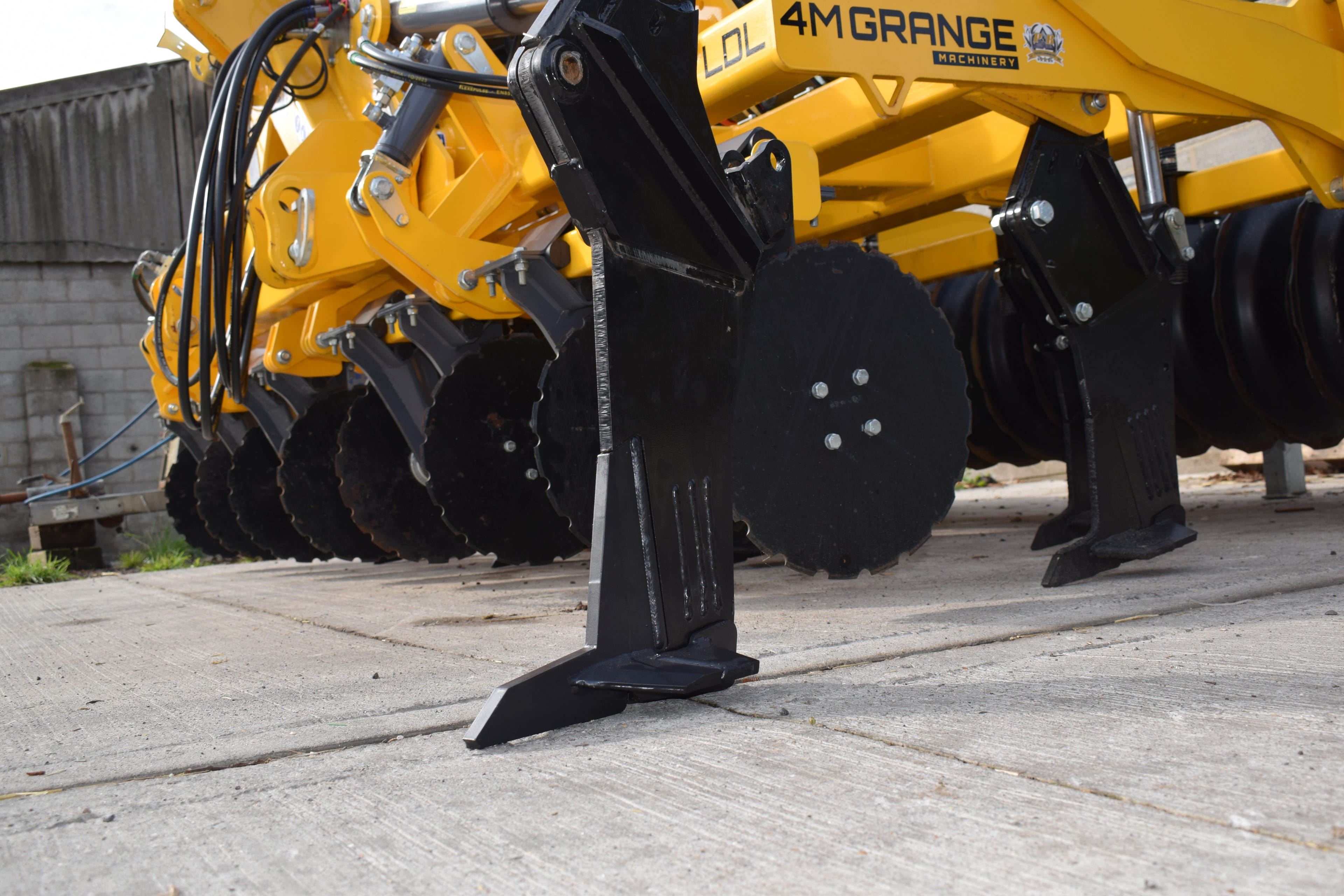 Grange Machinery tungsten-tipped wearing point